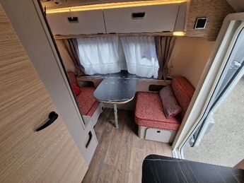 Angebot Caravaning-Markt: Hymer Eriba Touring 542, CHF 38'470.–, Neufahrzeug